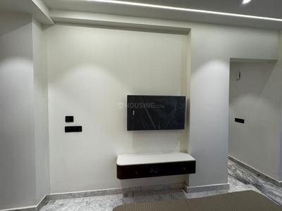 1 RK Independent Builder Floor
