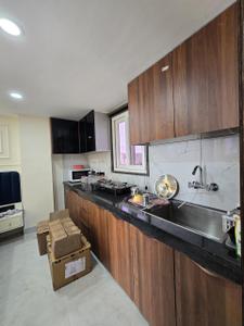 Kitchen Image of 1050 Sq.ft 1 RK Independent House for rent in HUDA Plot Sector 42, Sector 42 Gurgaon for Rs. 25000