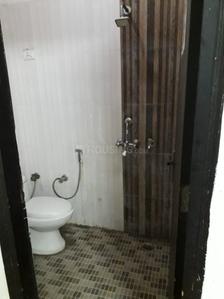 Bathroom Image of 900 Sq.ft 2 BHK Apartment / Flat for sale in Lajpat Nagar New Delhi for Rs. 12500000