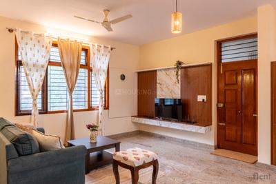 Hall Image of 1200 Sq.ft 2 BHK Apartment / Flat for rent in Richmond Town Bengaluru for Rs. 80000