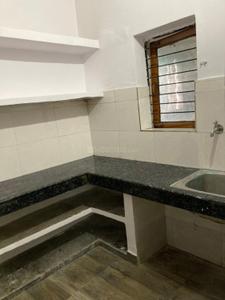 Kitchen Image of 1000 Sq.ft 2 BHK Builder Floor for rent in Indira Nagar Lucknow for Rs. 12000