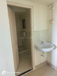 Bathroom Image of 600 Sq.ft 1 RK Apartment / Flat for rent in Adgaon Nashik for Rs. 5100