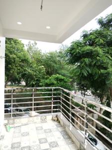 Bedroom Two Image of 2200 Sq.ft 4 BHK Apartment / Flat for sale in Shakti Apartments, Sector 5 Dwarka New Delhi for Rs. 38500000