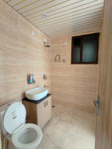Image of 1300 Sq.ft 3 BHK Apartment / Flat for rent in Fortune Victoria Heights, Dhakoli, Zirakpur for Rs. 28000