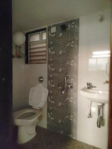 Common Bathroom Image of 582 Sq.ft 1 BHK Apartment / Flat for sale in Thakur Galaxy, Boisar Mumbai for Rs. 2800000