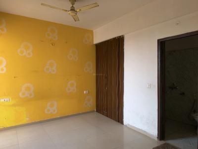 Bedroom Image of 1090 Sq.ft 3 BHK Apartment / Flat for sale in Prateek Grand City by Prateek Realtors India Pvt. Ltd., Siddharth Vihar Ghaziabad for Rs. 13000000