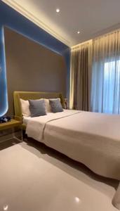 Bedroom Image of 1422 Sq.ft 3 BHK Apartment / Flat for sale in Hadapsar Pune for Rs. 9500000