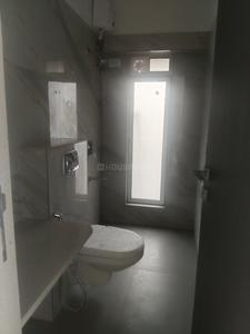 Bathroom Image of 1280 Sq.ft 3 BHK Apartment / Flat for sale in Shree Mahavir New Brindavan CHSL, Vile Parle West Mumbai for Rs. 57500000