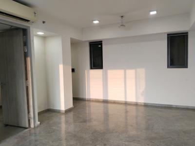 Living Room Image of 1450 Sq.ft 3 BHK Apartment / Flat for sale in Khar West Mumbai for Rs. 75000000