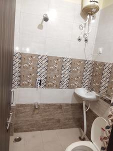Bathroom Image of 250 Sq.ft 1 RK Apartment / Flat for rent in Talwandi Kota for Rs. 8000