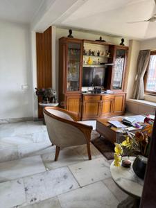 Image of 910 Sq.ft 2 BHK Apartment / Flat for rent in Bandra East, Mumbai for Rs. 80000