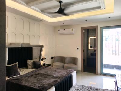 Bedroom Image of 3000 Sq.ft 4 BHK Builder Floor for sale in Mayfield Garden Gurgaon for Rs. 33500000