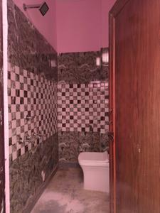 Common Bathroom Image of 620 Sq.ft 3 BHK Independent House for sale in New Mansarovar Park, Bamheta Village Ghaziabad for Rs. 5700000