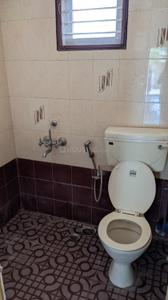 Bathroom Image of 700 Sq.ft 2 BHK Independent House for rent in Akshayanagar Bengaluru for Rs. 12000