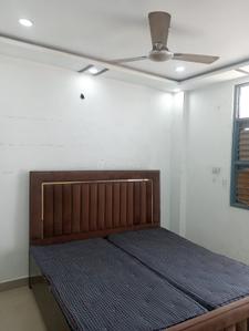 Bedroom Image of 650 Sq.ft 2 BHK Builder Floor for rent in Uttam Nagar New Delhi for Rs. 14506