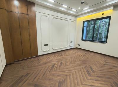 Bedroom Image of 2700 Sq.ft 4 BHK Builder Floor for sale in Naraina New Delhi for Rs. 62500000