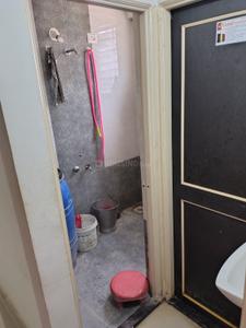 Bathroom Image of 460 Sq.ft 1 BHK Apartment / Flat for rent in Dhayari Pune for Rs. 6000
