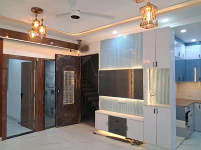 Living Room Image of 1500 Sq.ft 3 BHK Apartment / Flat for sale in Sector 74 Noida for Rs. 5500000