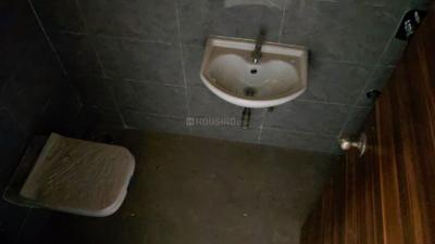 Bathroom Image of 600 Sq.ft 1 BHK Apartment / Flat for rent in Kamala Gulmohar CHS, Goregaon West Mumbai for Rs. 45000