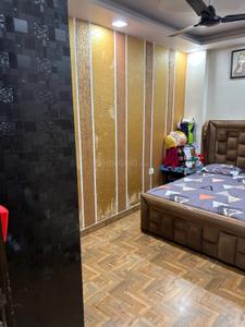 Bedroom Image of 980 Sq.ft 3 BHK Builder Floor for sale in Laxmi Nagar New Delhi for Rs. 7600000