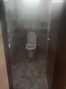 Bathroom Image of 1400 Sq.ft 3 BHK Apartment / Flat for rent in Ashok Nagar Chennai for Rs. 45000