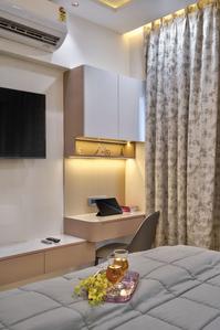 Bedroom Image of 968 Sq.ft 2 BHK Apartment / Flat for sale in Amanora Gold Towers, Hadapsar Pune for Rs. 13300000