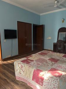 Bedroom Image of 700 Sq.ft 1 RK Builder Floor for rent in Safdarjung Development Area New Delhi for Rs. 40000
