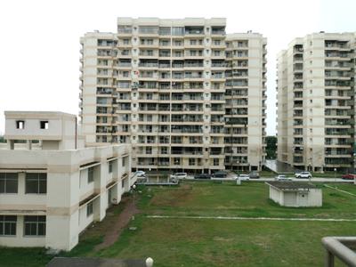Living Room Image of 2200 Sq.ft 3 BHK Apartment / Flat for rent in Vikram Golf View Condos, Sector 19 Dwarka New Delhi for Rs. 65000