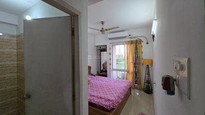 Bedroom Image of 840 Sq.ft 2 BHK Apartment / Flat for sale in Merlin Maximus, Sodepur Kolkata for Rs. 5700000