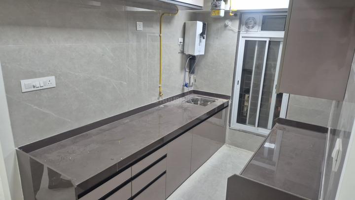 Aakruti Om Priyadarshani Main Image 1