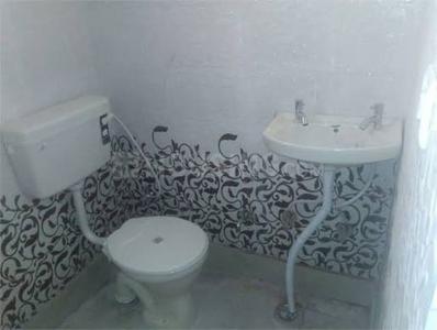 Bathroom Image of 576 Sq.ft 1 BHK Builder Floor for sale in Krishna Enclave 1, Morta Village Ghaziabad for Rs. 2500000