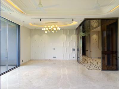 Living Room Image of 4500 Sq.ft 4 BHK Builder Floor for sale in Greater Kailash II New Delhi for Rs. 145000000