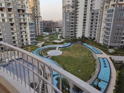 Balcony Image of 5300 Sq.ft 4.5 BHK Apartment / Flat for sale in 3C Lotus 300, Sector 107 Noida for Rs. 109000000
