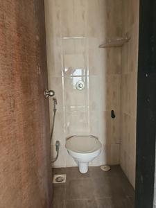 Common Bathroom Two Image of 500 Sq.ft 1 BHK Apartment / Flat for rent in VTP Purvanchal, Kesnand Pune for Rs. 13800