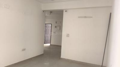 Bedroom Image of 1750 Sq.ft 4 BHK Apartment / Flat for rent in Ajnara Gen X, Crossings Republik Ghaziabad for Rs. 24000