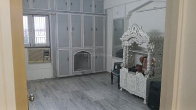 Bedroom Image of 3015 Sq.ft 4 BHK Apartment / Flat for sale in Goyal Intercity, Thaltej Ahmedabad for Rs. 20000000