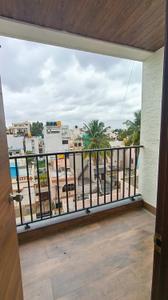 Balcony Image of 1050 Sq.ft 2 BHK Apartment / Flat for rent in Cox Town Bengaluru for Rs. 40000