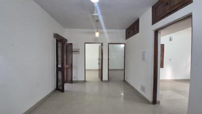 Living Room Image of 1700 Sq.ft 3 BHK Apartment / Flat for sale in Vasant Kunj New Delhi for Rs. 43500000