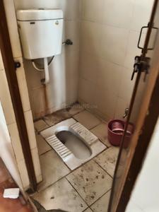 Bathroom Image of 1300 Sq.ft 3 BHK Apartment / Flat for rent in Ganeshpeth Colony Nagpur for Rs. 21000