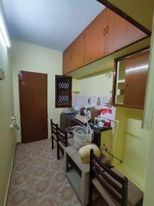 Hall Image of 700 Sq.ft 1 BHK Apartment / Flat for rent in T Nagar Chennai for Rs. 24000
