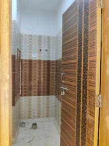 Common Bathroom Image of 900 Sq.ft 3 BHK Builder Floor for sale in DLF Ankur Vihar Ghaziabad for Rs. 3475293
