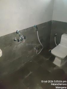 Alpine Square Bathroom 3