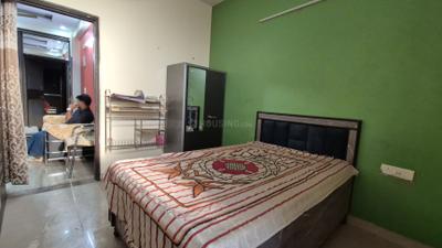 Bedroom Image of 950 Sq.ft 2 BHK Apartment / Flat for rent in Indirapuram Ghaziabad for Rs. 26000