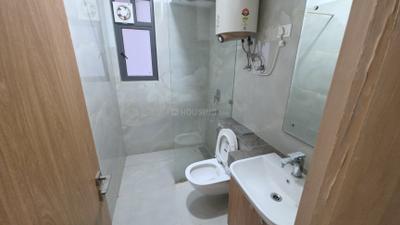 Image of 1261 Sq.ft 2 BHK Apartment / Flat for rent in M3M Heights, Sector 65, Gurgaon for Rs. 60000