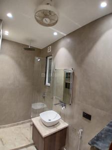 Bathroom Image of 1125 Sq.ft 3 BHK Independent House for rent in Vikaspuri Luxury Homes, Vikaspuri New Delhi for Rs. 42000