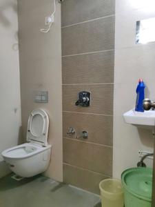 Common Bathroom Image of 910 Sq.ft 2 BHK Apartment / Flat for rent in Kasarvadavali Thane for Rs. 26000