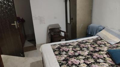 Bedroom Image of 1000 Sq.ft 2.5 BHK Builder Floor for rent in Sector 6 Gurgaon for Rs. 16000