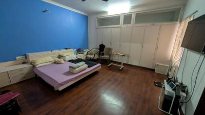 Bedroom Image of 3500 Sq.ft 3 BHK Independent House for sale in Alkapuri Vadodara for Rs. 50000000