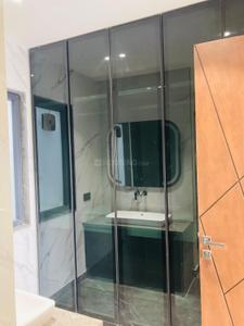 Bathroom Image of 2850 Sq.ft 4 BHK Builder Floor for sale in DLF Phase 2 Gurgaon for Rs. 47000000
