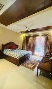 Bedroom Image of 1800 Sq.ft 3 BHK Builder Floor for sale in Sector 27 Gurgaon for Rs. 41000000